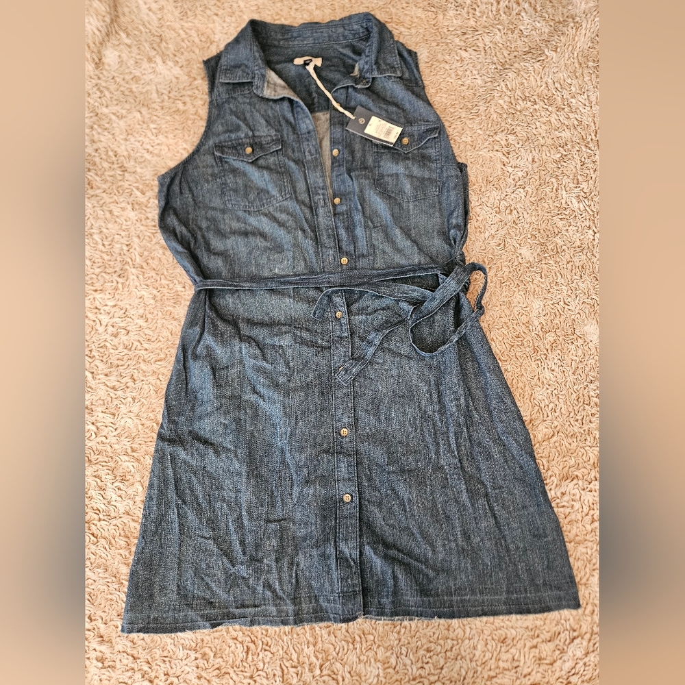🆕️Universal Threads - size XL - Jean like Dress